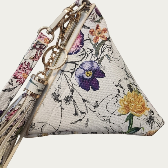 Floral White PYRAMID Clutch with Tassel, FAUX LEATHER EUC - Picture 2 of 16